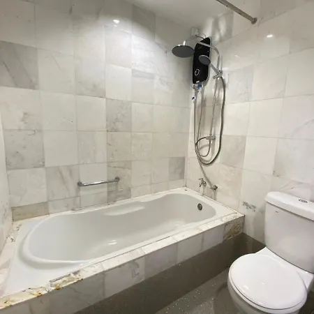 Century Suria Aparment Langkawi By Zervin Apartment Kuah Exterior photo