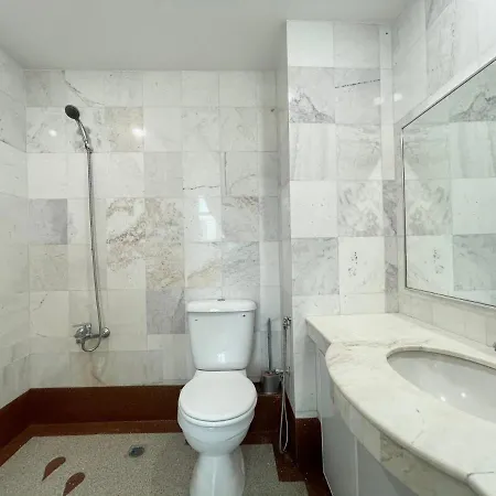 Century Suria Aparment Langkawi By Zervin Apartment Kuah Exterior photo