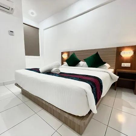 Century Suria Aparment Langkawi By Zervin Apartment Kuah Exterior photo