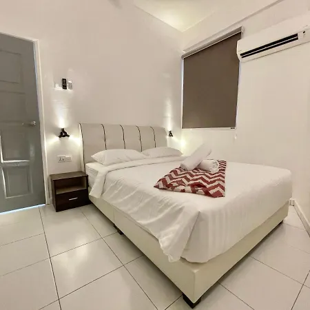 Century Suria Aparment Langkawi By Zervin Apartment Kuah Exterior photo