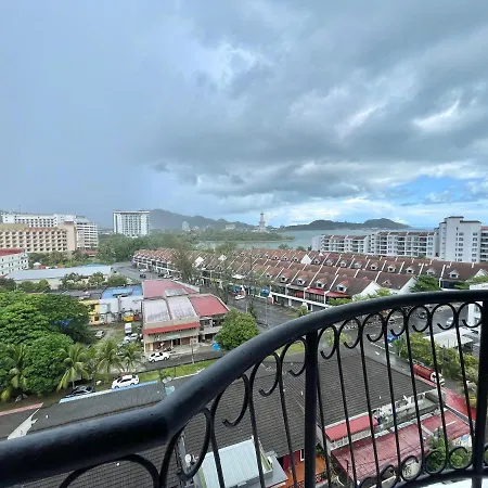 Century Suria Aparment Langkawi By Zervin Apartment Kuah Exterior photo
