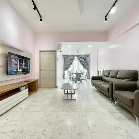 Century Suria Aparment Langkawi By Zervin Apartment Kuah Exterior photo