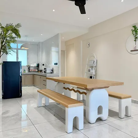 Century Suria Aparment Langkawi By Zervin Apartment Kuah Exterior photo