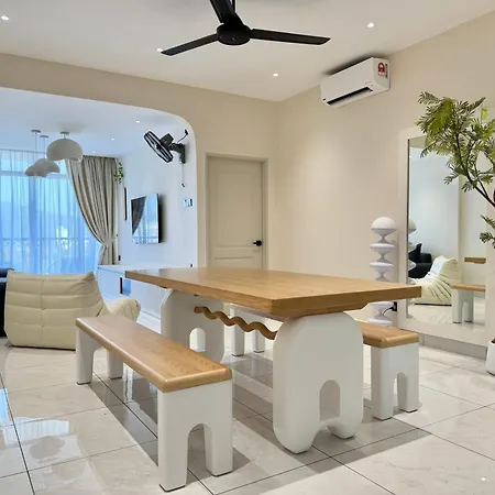 Century Suria Aparment Langkawi By Zervin Apartment Kuah Exterior photo